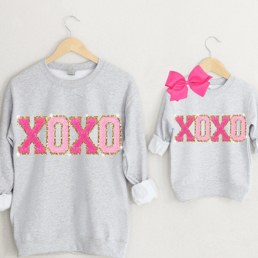 Kids Valentines Chenille Patch Valentines Day Sweatshirt, Valentine Shirts For Women And Girl, Mommy And Me Outfits Valentines Day Gifts Mom Xoxo Shirt Valentine Sweater