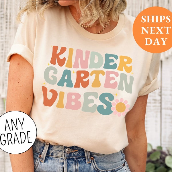 Retro Teacher Shirts, Teacher Gifts for Teacher Appreciation Gift Last Day of School Boho Hippy Vintage Kindergarten Teacher Shirt First Day