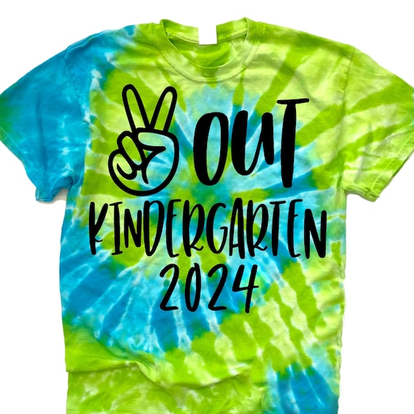 Kindergarten Graduation Shirt, Last Day of Kindergarten Graduation Gifts, End of Year Student Gifts Boys Last Day of School Tshirt Peace Out