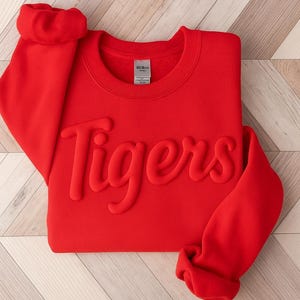 Custom Puff Print Team Name T-shirt, Personalized Puff Writing For Companies, Embossed Mascot Shirt, Metallic Puff Print, Puff School Sports