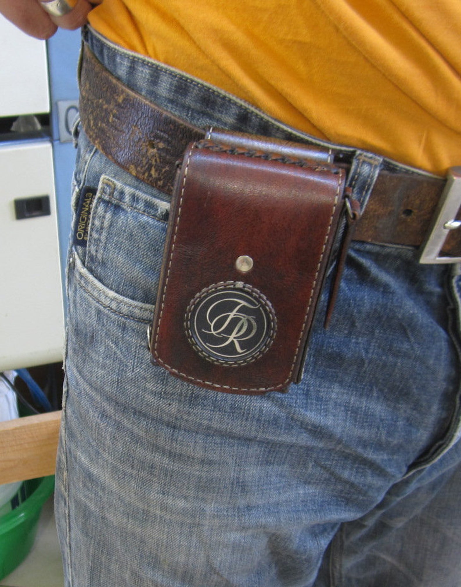 Unusual belt wallet with a compartment for Bluetooth tracker Etsy