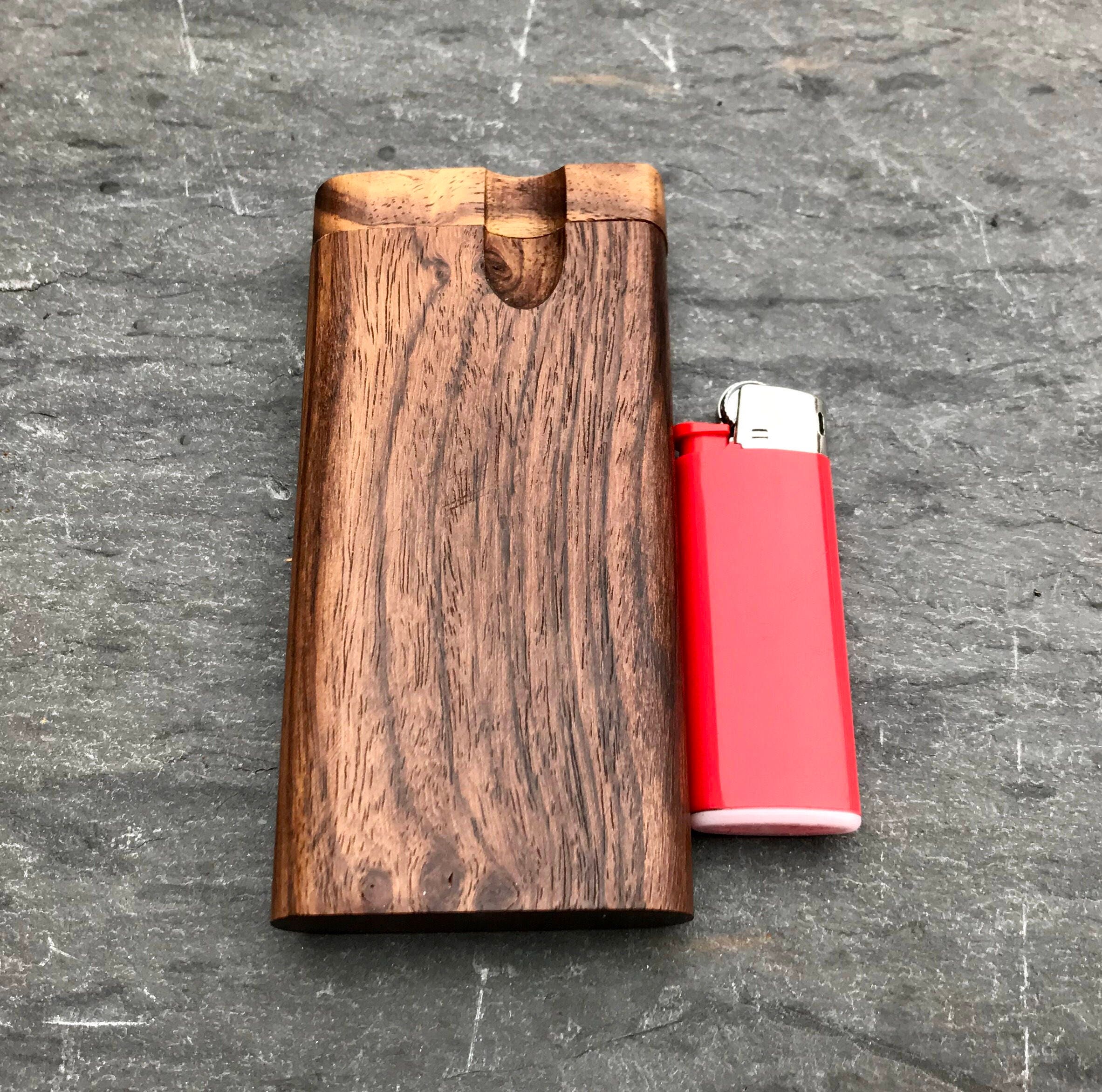 Wooden dugout,wood dugout,one hitter pipe,dugout with bat 