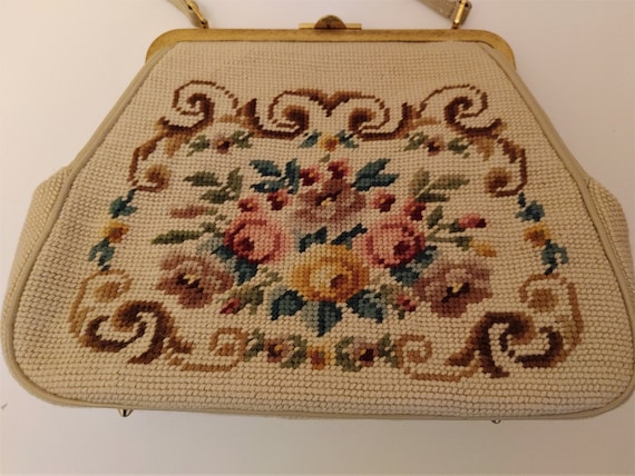 Vintage 1950's Purse, 1960's Cross Stitch Handbag… - image 7