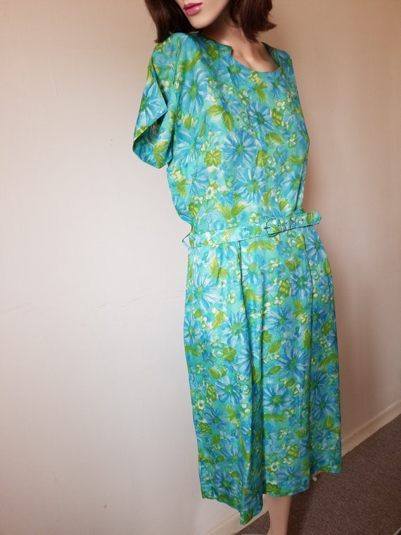Vintage 1960's Day Dress/ 1960s Dress / 60s Day Dr
