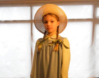 Anne of Green Gables Outfit.