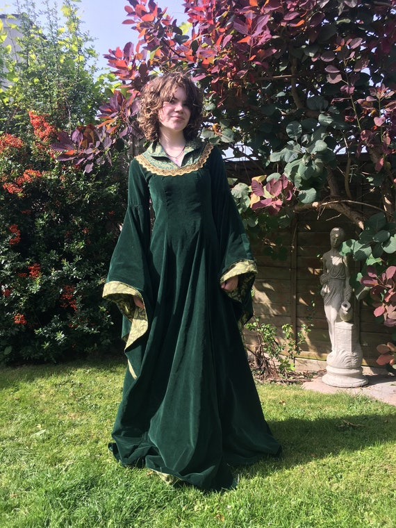 Jenny Yoo Logan Plunging Illusion V Neck Velvet Gown Dress, Emerald Green -  myonewedding.co.uk