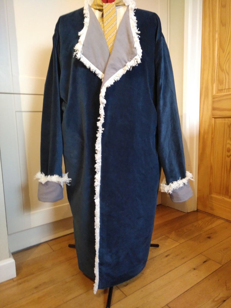 bilbo bathrobe