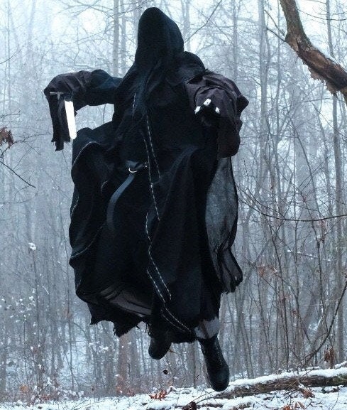 ナズグルの衣装。指輪の幽鬼のローブ、黒い騎士のガウン。ロード・オブ