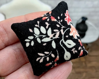 2pcs Pillows 1:12 Dollhouse Miniature ฺEarth Tone Dot 2pcs Pillows 1:12 Dollhouse Miniature ฺEarth Tone Dot
