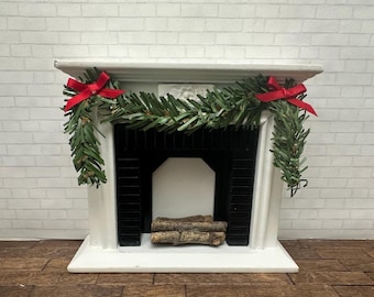 MINIATURE Christmas Garland - 1:12 Scale - Evergreen with Red Bows - Classic Mantel Decoration - Dollhouse Christmas Decor