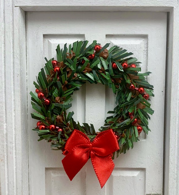 MINIATURE Christmas Wreath for Dollhouse - Evergreen Wreath With