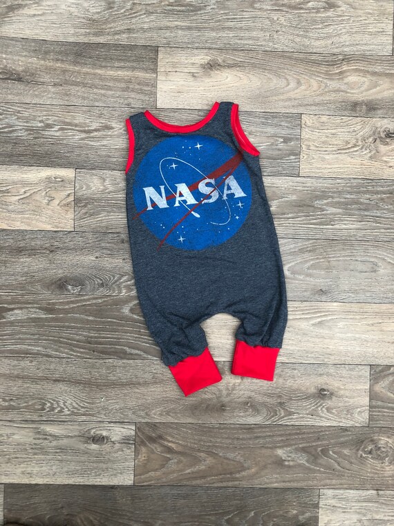 Pansexual Pride Dragon Printed1 Baby Newborn Crawling Suit Sleeveless Onesie Romper Jumpsuit Black
