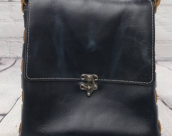 Leather crossbody bag - Urban Weave in deep blue distress & cream leather