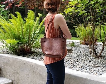 Leather Shoulder Bag - Minnow