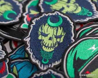 Suicide Squad HARLEY QUEEN logo embroidered patch IRON ON 3.8x3.9 inches