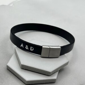 Custom Black Leather Bracelet for Women – Elegant Personalized Gift with Silver Initials – Stylish Leather Jewelry – Unique Present for Her
