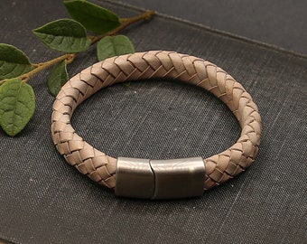 Braided leather bracelet with slide in magnetic clasp, light grey bracelet with stainless steal sturdy clasp, natural leather bracelet