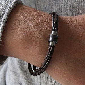 Multilayer brown leather bracelet for women, men leather bracelet with magnetic clasp, rustic leather bracelet for men or women, imagem 6