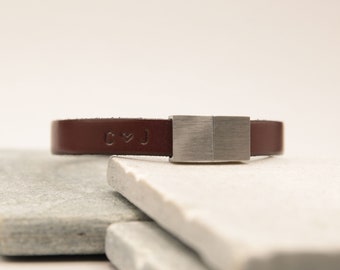 Leather bracelet for men with stainless steal slide in magnetic clasp, personalized bracelet, simple leather cuff, bohemian bracelet