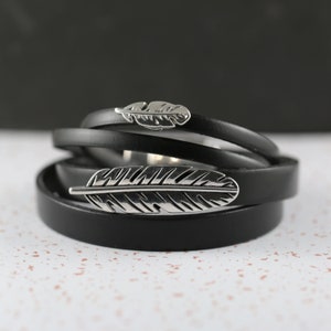 Matching couple bracelets, feather bracelets, set of 2 bracelets for couple, couples bracelet, friendship bracelet, leather bracelet