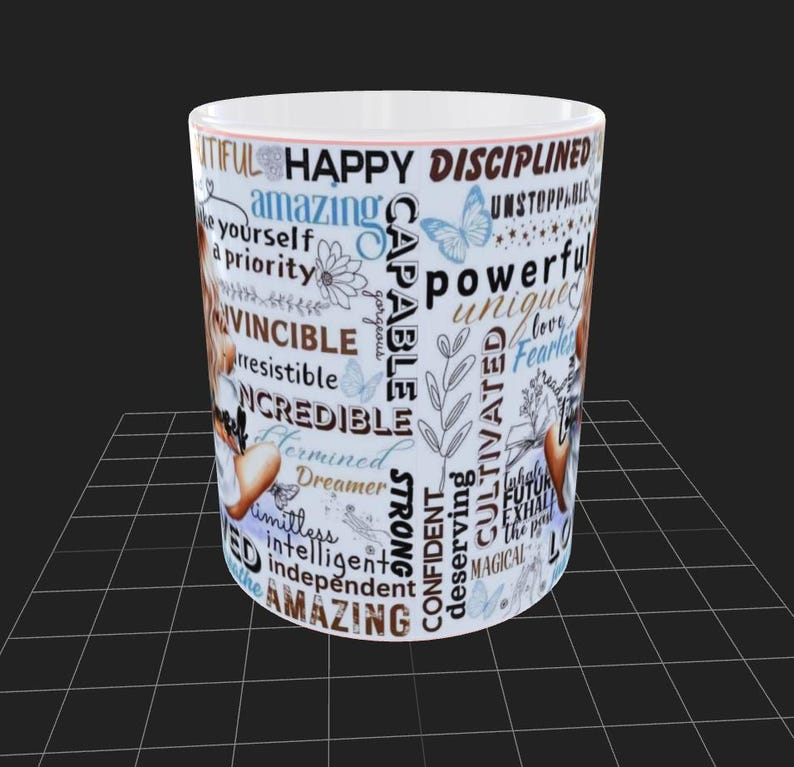 Puede incluir: Taza de cer&aacute;mica blanca con borde rosa, cubierta de palabras inspiradoras como "incre&iacute;ble", "capaz" y "poderoso". El dise&ntilde;o incluye mariposas y elementos florales, creando un tema motivador y edificante.