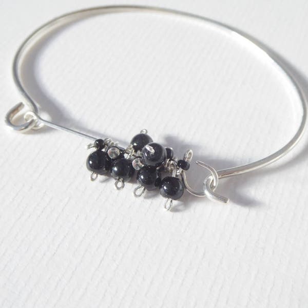 Bracelet en argent et perles d'onyx noires