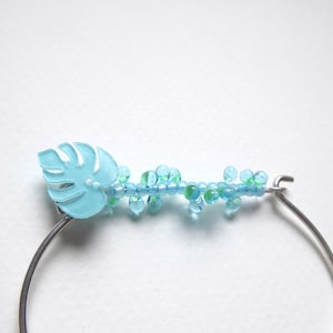 Tanitani-Himmelblaue Perlen und silbernes Armband