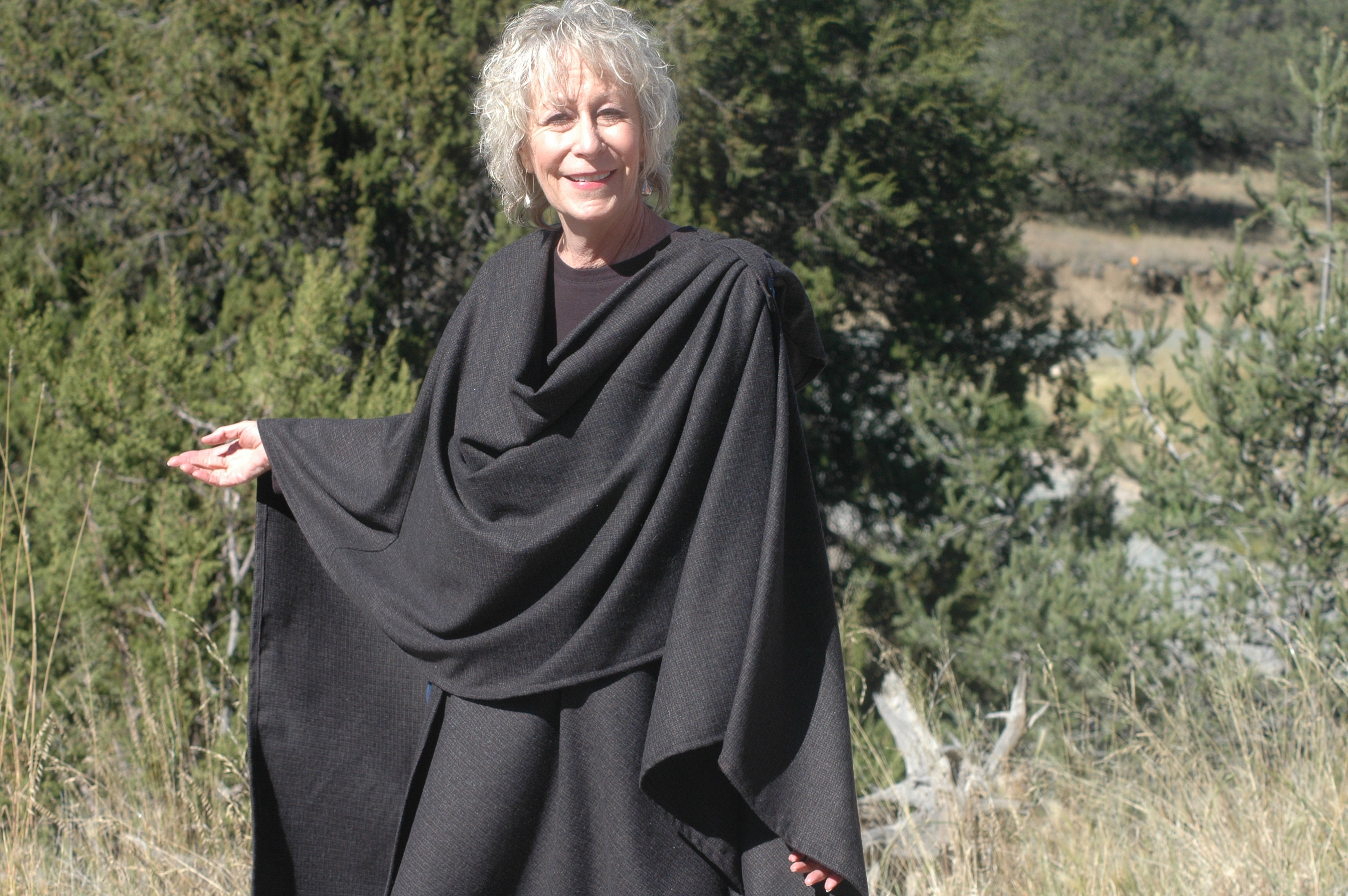 Wool cape one size fits all. A wonderful accessory as an option for ...