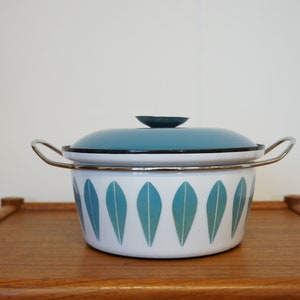 Cathrineholm &quot;Lotus&quot; cooking pan - Grete Prytz Kittelsen Norway - Vintage Scandinavian Design - Blue/White