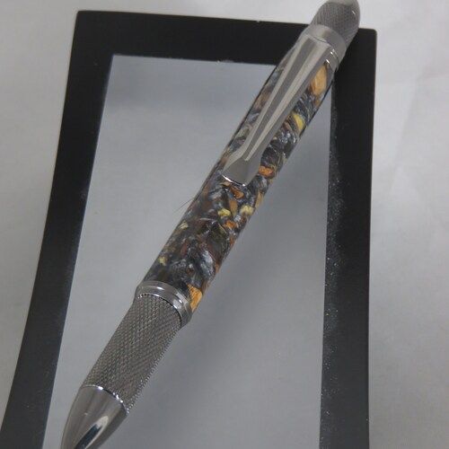 Ballpoint twist pen, 