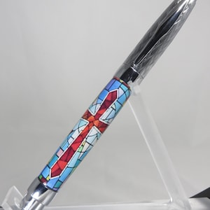 CHRISTIAN THEME: "Presimo" style rollerball with an image of a cross in stained glass with chrome & etched chrome finishes, my Item 105164