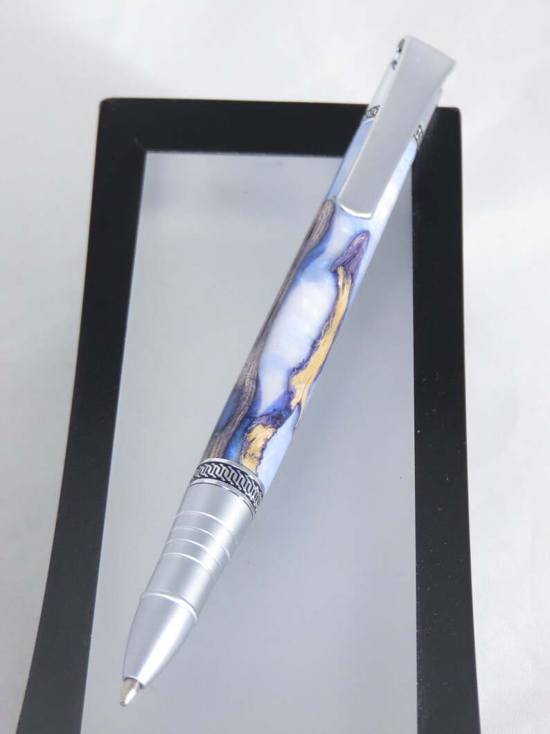 Ballpoint twist pen Virtuoso style in blue /& purple acrylic encompassing cholla cactus with satin chrome hardware my Item 102883