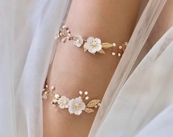 New Design! Non slip! Delicate Rhinestone wedding garter set Rhinestone bridal garter set Keepsake Garter