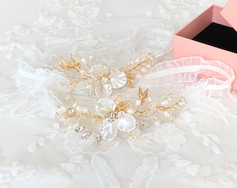 New Design! Non slip! Delicate Rhinestone wedding garter set Rhinestone bridal garter set Keepsake Garter