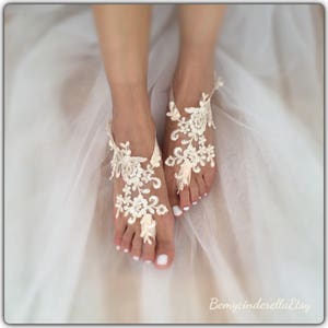 8 colors alencon lace barefoot sandals, red / off white  bridal lace sandals, barefoot sandal, lace anklets, bellydance, bridesmaid gift