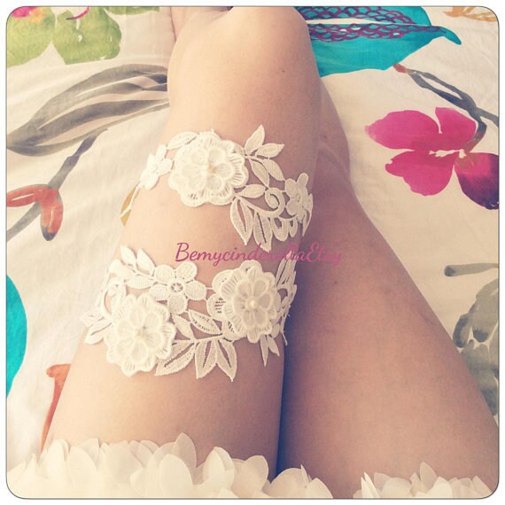 Non slip! Something blue wedding garter set bridal garter flower gart…