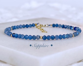Bracelet de pierre de naissance naturelle Bracelet en saphir bleu, cadeaux de demoiselles d'honneur Bijoux de pierre de naissance pour son cadeau de pierre précieuse Bracelet en saphir délicat