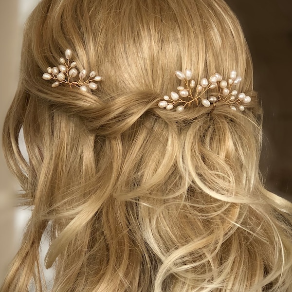 Pièce de cheveux délicate de perles d'eau douce Pièce de cheveux de mariée, épingles à cheveux de mariage Postiche de mariée simple et élégant