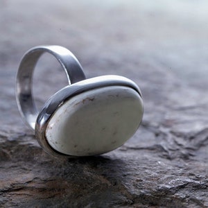 Cream, Mook Jasper, Oval Ring. Simple clean lines ring ideal for evening wear, the perfect gift for any occasion image 2