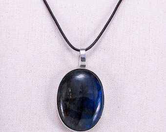 Women's silver labradorite pendant with shimmering blue colour - this stunning necklace looks great worn long and is an ideal gift