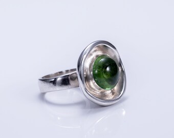 Green Chrysoprase Ring. Make a statement with this stylish domed silver ring. Perfect for her and an ideal gift