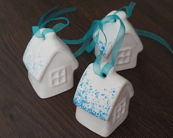 Little ceramic house ornament Handmade white ceramic ornaments Country holiday decoration Xmas home decor