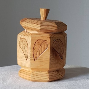 Vintage Wooden Box with lid h 13 cm  Leaves Decor  Scandinavian Hand Carved Wooden Gift Box. Retro Home Decor