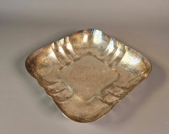 Silver-plated Art Deco bowl - hammer blow square