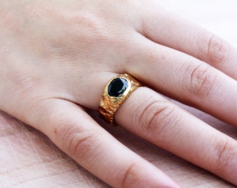 Bold Oval Onyx Statement Ring | Raw Textured Gold Shank