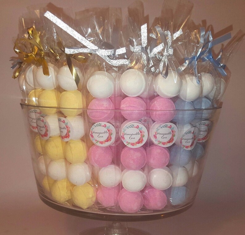 6 X Fruity Flavoured Mini Bath Bombs in Gift Bag Pack Tied up - Etsy UK