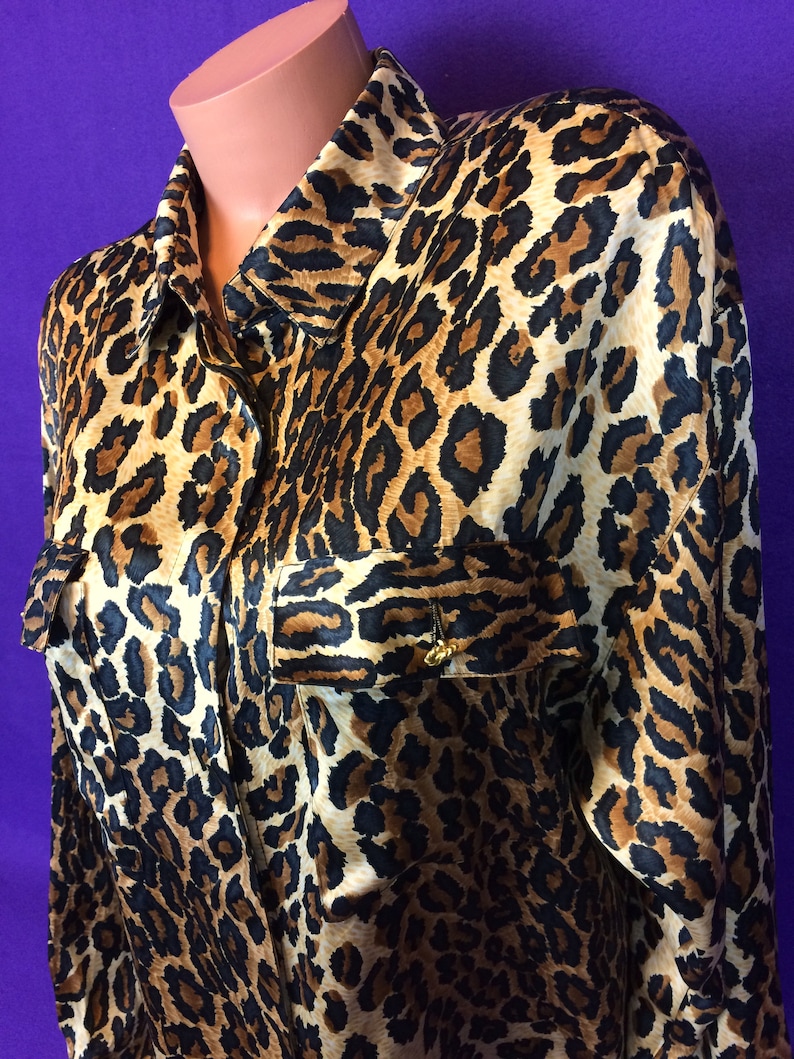 VTG 80s gold button up long sleeve button up shirt leopard Maggy London 14 silk safari animal print