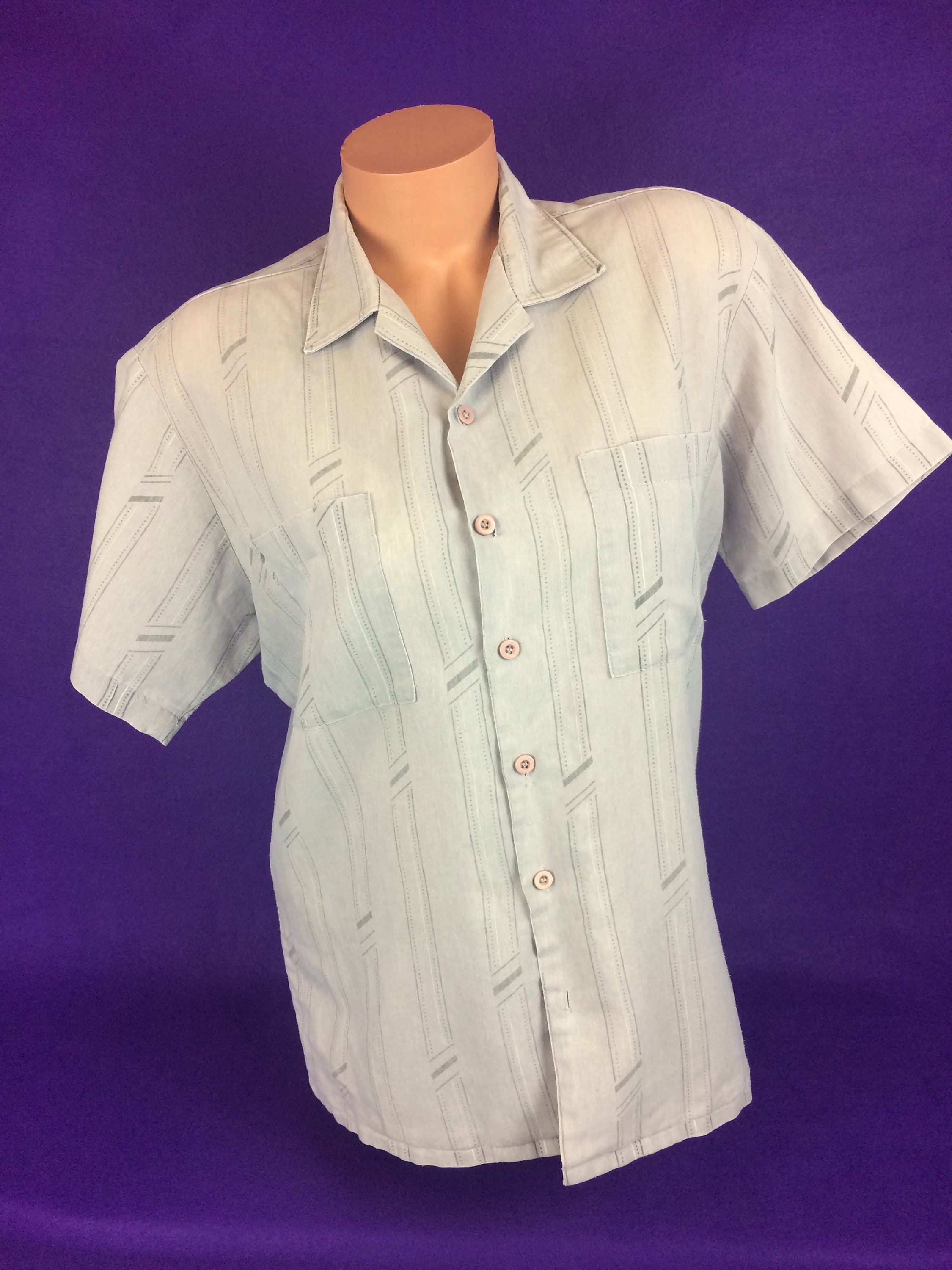 Années 70 VTG délavé fané régression rayé boutonne chemise à manches courtes Cal soleil Années 70 VTG délavé fané régression chemise rayé boutonne chemise régression à manches courtes Cal soleil 486a85