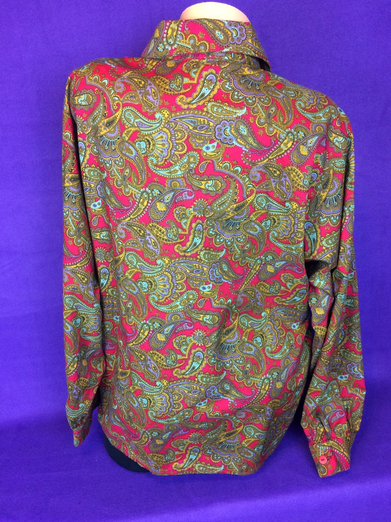 VTG 80s paisley pattern- no tag handmade long sleeve button up shirt office wear oversized wear to work multicolored