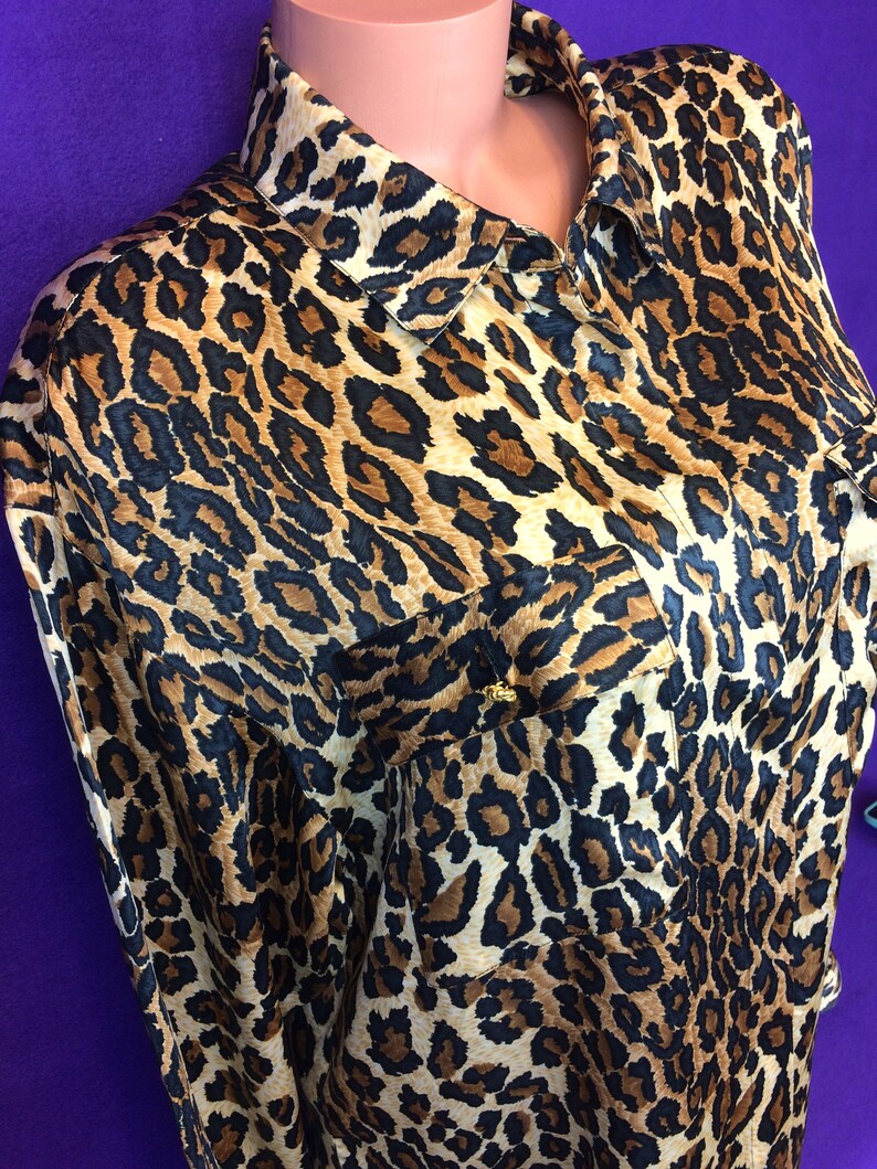 VTG 80s gold button up long sleeve button up shirt leopard Maggy London 14 silk safari animal print